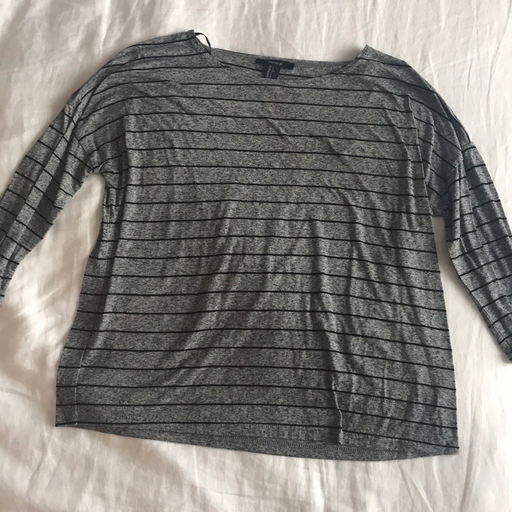 Forever 21 Quarter Length Sleeve